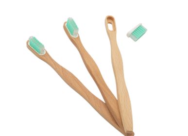 Beauty products - Wooden Toothbrush | Removable Head - CHAMARREL