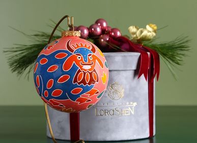 Guirlandes et boules de Noël - BOULE DE NOËL EN CÉRAMIQUE «BULL» - LORASHEN