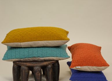 Coussins textile - Housses de coussins rectangulaires - laine mérinos tricotée en France - collection Vallon - AS'ART A SENSE OF CRAFTS