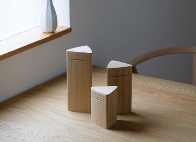 Caskets and boxes - Triangular storage unit - OMISSEY