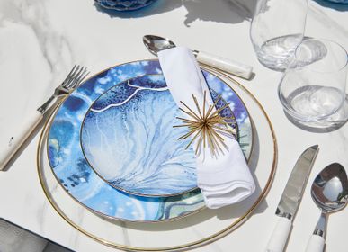 Everyday plates - Iris Dinner Plate Collection - AURA LIVING