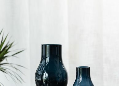 Décorations florales - Vase élégant moderne icone en verre de qualité bleu foncé, DAVOS - ELEMENT ACCESSORIES