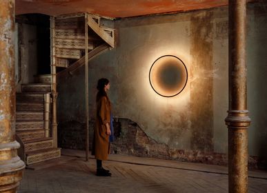 Design objects - Lampe ECLIPSE - Bois brûlé noir - MAKERS.STORE BY DESIGNERBOX