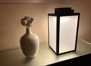 Desk lamps - LAS 500 solar lantern for indoor - LYX LUMINAIRES