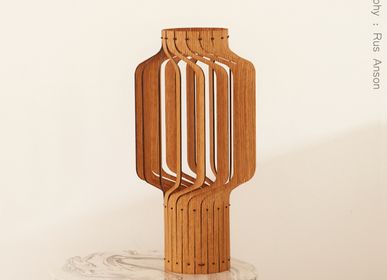 Decorative objects - TJINKWE FRÅD II - Table lamp - PIATONI LIGHTING
