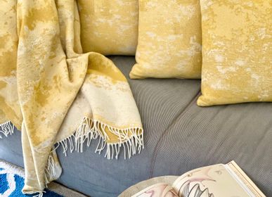 Throw blankets - "STUCCO" jacquard throw - VILLA COMO