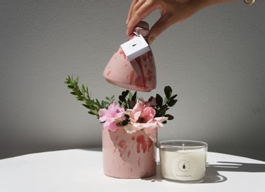 Decorative objects - Trullo Candle Pink and Burgundy - CAROLA FRA I TRULLI