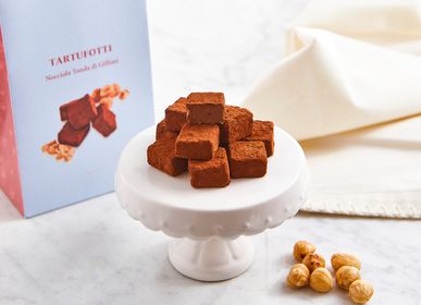 Gifts - San José Cocoa-Coated Giffoni Round Hazelnut Mini-Truffle - LAVORATTI 1938 CIOCCOLATO