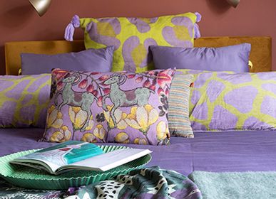 Fabric cushions - CUSHIONS, THROWS, DUVETCOVERS,TABLECLOTHS,KITCHENTOWELS AND MORE - MIYANBAZAZ IMPEX