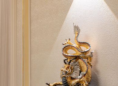 Sculptures, statuettes and miniatures - Protective Dragon Sculpture. Golden Luster and Red. Limited Edition - LLADRÓ