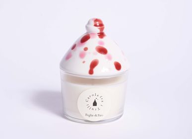 Gifts - 140gr soy wax candle with fuchsia and red spotted ceramic extinguisher - CAROLA FRA I TRULLI