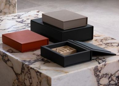 Caskets and boxes - Jewelbox oekotex-certified leather - AUGUST SANDGREN