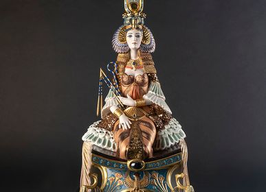 Sculptures, statuettes and miniatures - Cleopatra - Lladró handmade High Porcelain Limited Edition - LLADRÓ