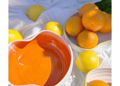 Bols - orange bowl  - NOMADIC CLAY DESIGN STUDIO