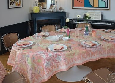 Table linen - Rialto Peach and Pistachio Tablecloth - BEAUVILLÉ