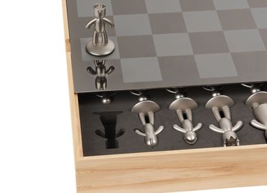 Gifts - BUDDY CHESS SET - UMBRA