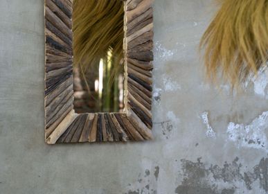Mirrors - The Driftwood Framed Mirror - Natural - M - BAZAR BIZAR