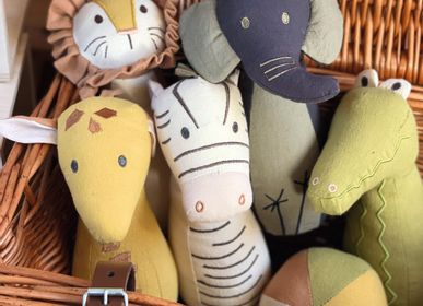 Jouets enfants - 130553 / 130556 - PELUCHES ANIMAUX AFRIQUE - EGMONT TOYS