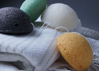 Gifts - Range of natural organic konjac sponges enriched with Turmeric - KARAWAN AUTHENTIC