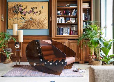 Armchairs - MW05| Armchair with brown glass walls & brown Soshagro scabbards - MW Exclusive - MOJOW