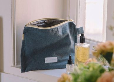 Other bath linens - Toiletry bag made of thick organic cotton canvas - LES PENSIONNAIRES