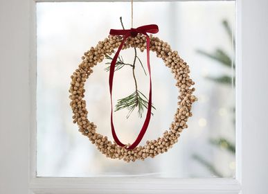 Other Christmas decorations - Wreath w/wooden beads handmade - IB LAURSEN