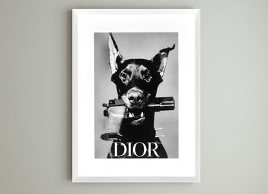Photos d'art - Décoration murale. Dior Dog. - ABLO BLOMMAERT