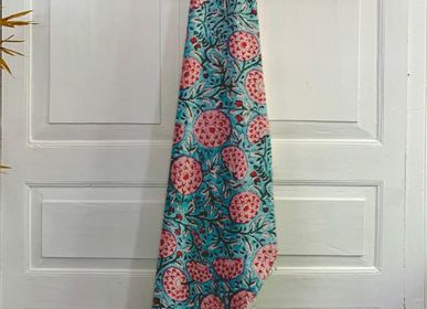 Other bath linens - Chandra pink and blue floral sarong - TERRE AMBRÉE