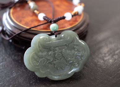 Bijoux - Collier tressé à pendentif en jade néphrite – Une rencontre fantastique - TRESORIENT