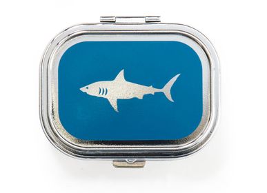 Garden accessories - POCKET ASHTRAY   SHARK or MOUNTAINS - KIKKERLAND