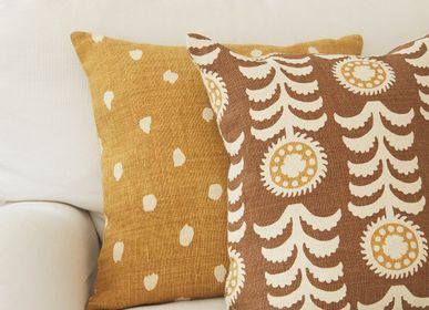 Fabric cushions - Linen Cushions - Yash - CHHATWAL & JONSSON