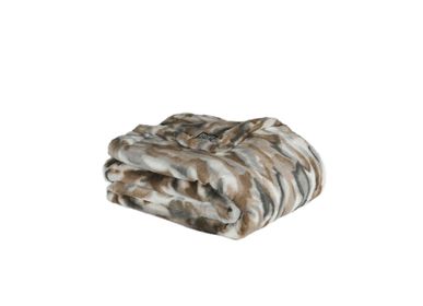 Comforters and pillows - Shabby beige - Faux fur blanket - DECKENKUNST MANUFAKTUR GERMANY