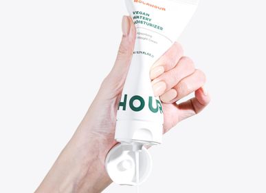 Beauty products - Vegan Watery Moisturizer - 2023 CAST