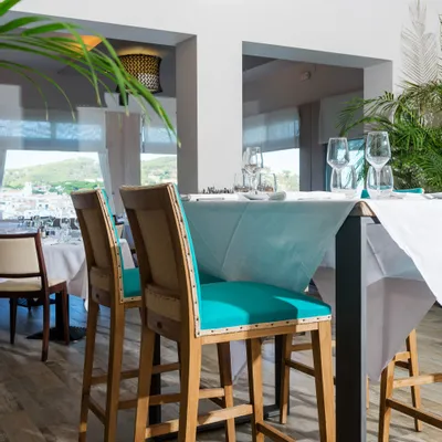 Tabourets pour collectivités - Luxor Essence Stool | Tabouret - CREARTE COLLECTIONS