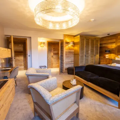 Chairs for hospitalities & contracts - Robin Essence | Armchair and sofa - CREARTE COLLECTIONS