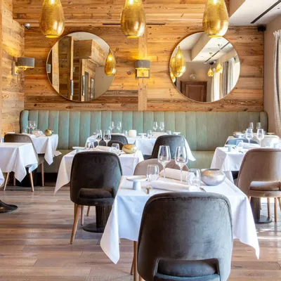 Chairs for hospitalities & contracts - Gom Hole Chair Contemporain | Chair - CREARTE COLLECTIONS