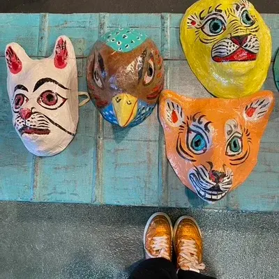 Décor de fête pour enfant - MASQUE MUKHAUTA EN PAPIER MÂCHÉ - CURIOSITY LAB