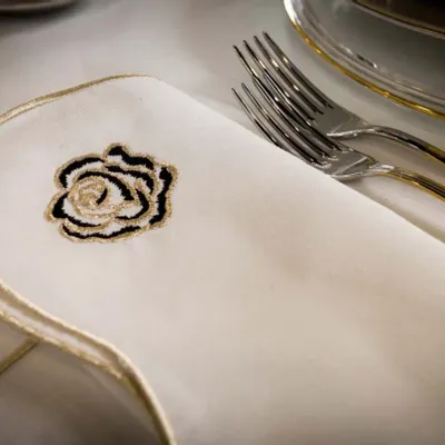 Table linen - MOD. ROSE RICAMATE - MAISON CLAIRE