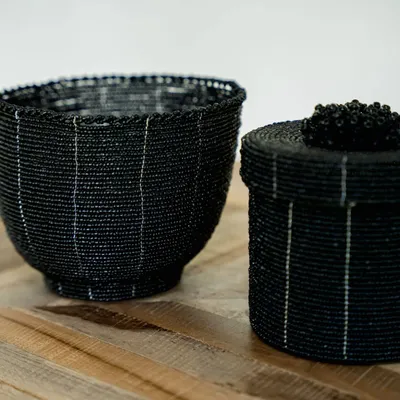 Decorative objects - The Beaded Candy Bowl - Black - M - BAZAR BIZAR LIVING