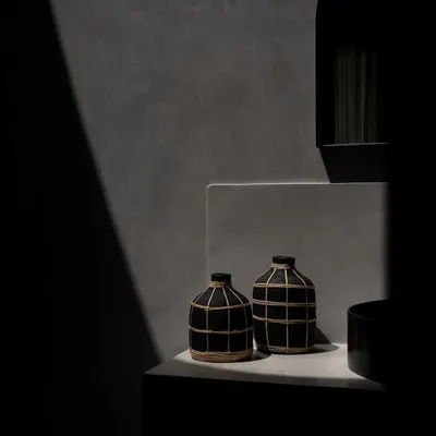 Vases - Le Vase Whoopy - Noir Naturel - S - BAZAR BIZAR LIVING