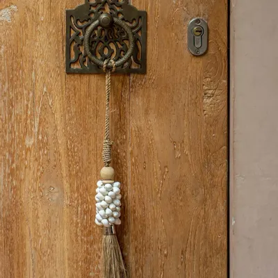 Decorative objects - The Cowrie and Raffia Tassel - Natural - BAZAR BIZAR LIVING