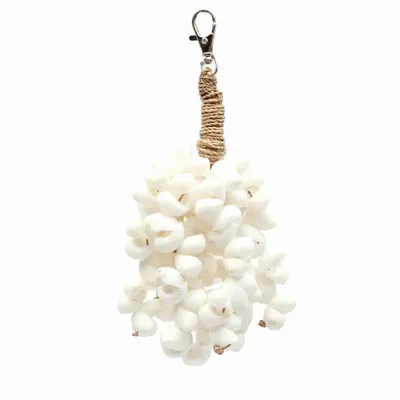 Decorative objects - The Kai Shell Keychain - White - BAZAR BIZAR LIVING