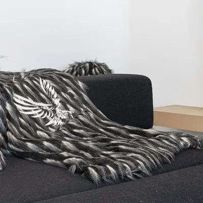 Tissus pour extérieurs - Plaid en fausse fourrure brodé noire et blanche - MX HOME