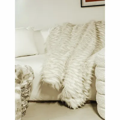 Garden textiles - White and beige faux fur throw - MX HOME