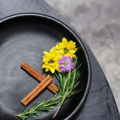 Platter and bowls - The Burned Classic Plate - Black - S - BAZAR BIZAR LIVING