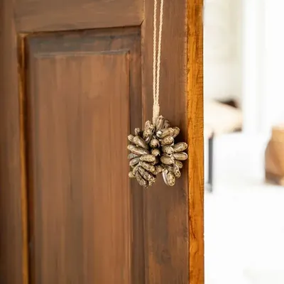 Objets de décoration - La Pompon En Cowrie Brun - BAZAR BIZAR LIVING