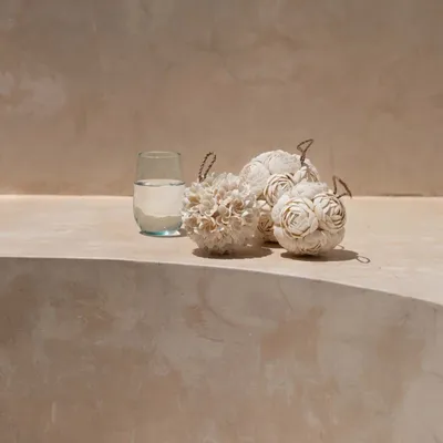 Objets de décoration - La Boule Rose Shell - Blanc - M - BAZAR BIZAR LIVING