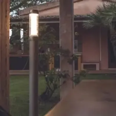 Lampadaires extérieurs - Borne lumineuse ONLINE 70 (55 cm). Lampe d'extérieur durable et unique - KRILADESIGN SRL