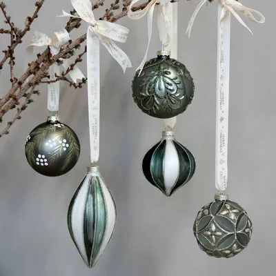 Guirlandes et boules de Noël - Boules de Noël et décorations. - CHIC ANTIQUE A/S