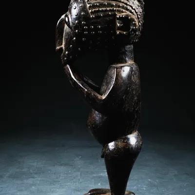 Unique pieces - Nimba statue in wood and brass - QUINTESSENCE AFRICAINE